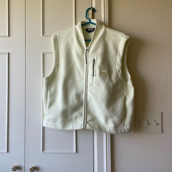 RAINS Fleece W Vest in Straw 517 Size XL - Picture 2 of 13
